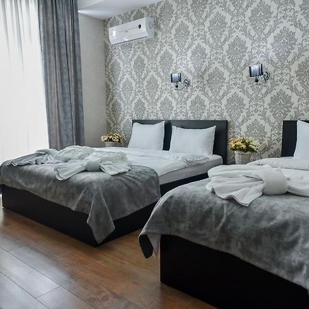 Marialuis Hotel Tbilisi Exteriör bild