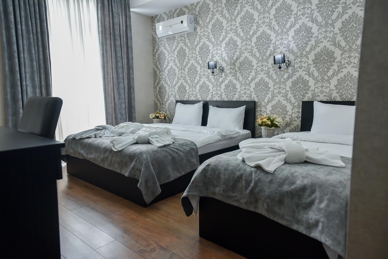 Marialuis Hotel Tbilisi Exteriör bild