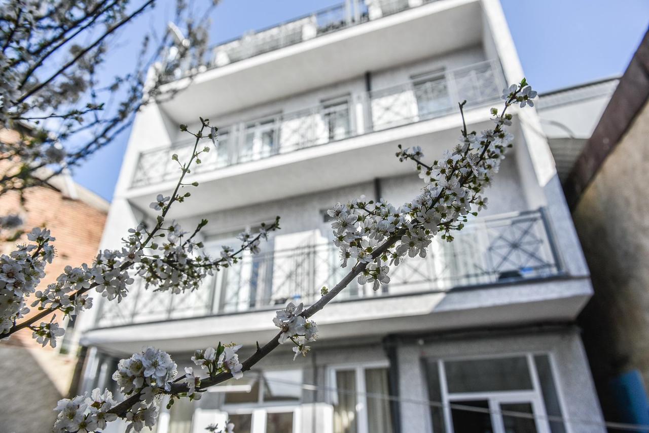Marialuis Hotel Tbilisi Exteriör bild